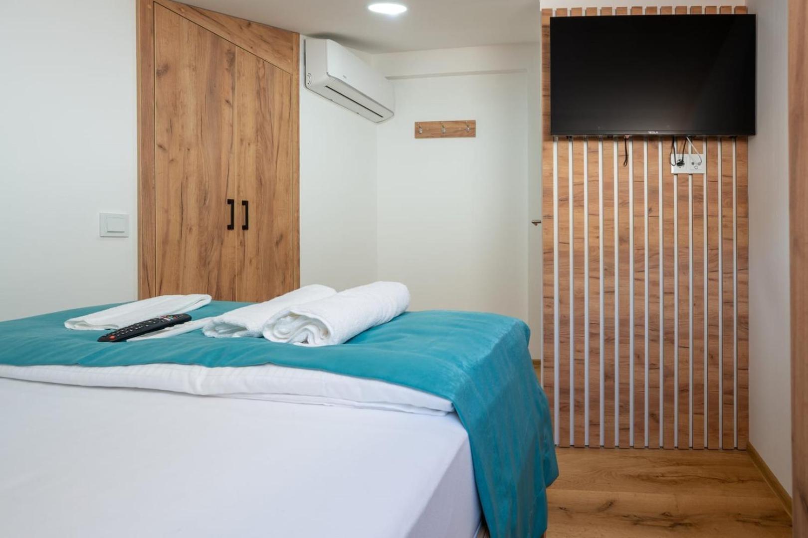 Villa Emina Sa Privatnom Plazom I Parkingom Neum Exterior foto