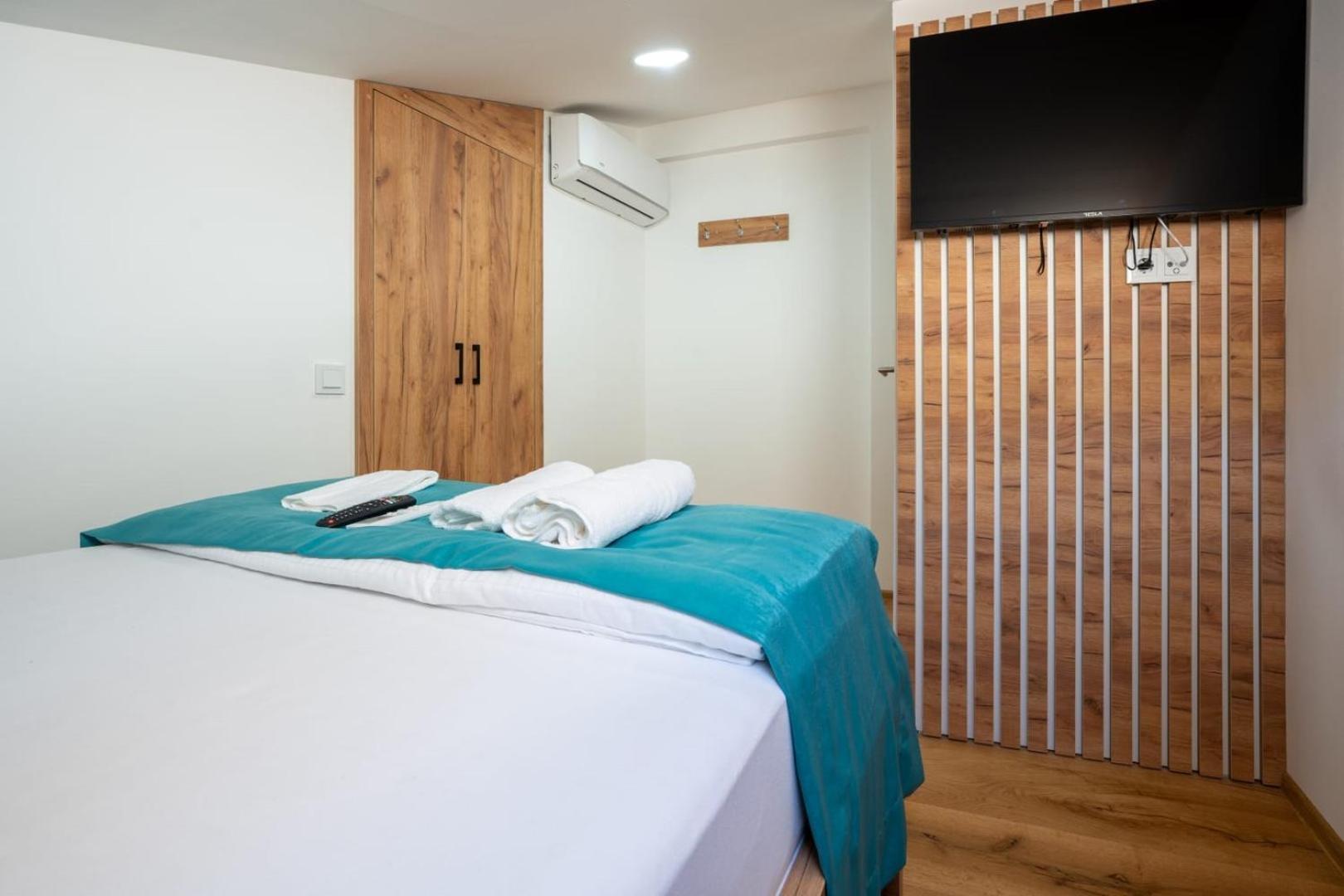 Villa Emina Sa Privatnom Plazom I Parkingom Neum Exterior foto